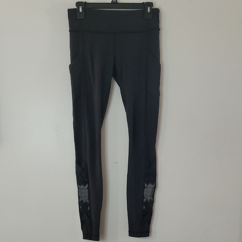 Lululemon Black Criss-Cross Leggings Size 6 3 Pockets